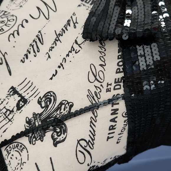 Little black cocktail dress w/sequins bow - Picture 3 of 4